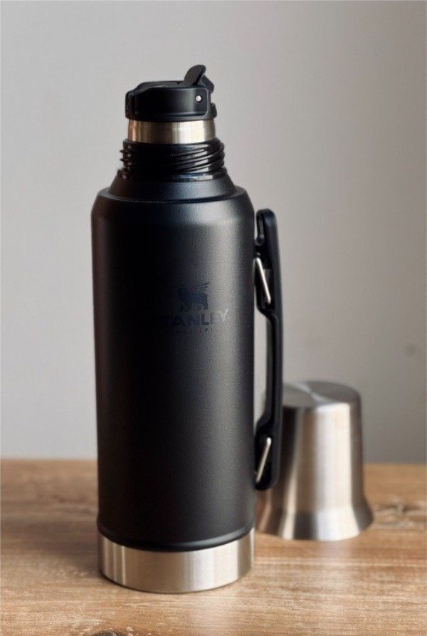 Producto - Termo Stanley Mate System Classic 1.2 L NEGRO