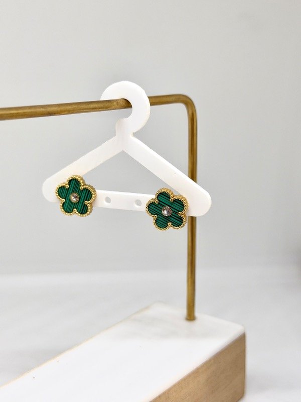Producto - Aritos flor verde - acero dorado