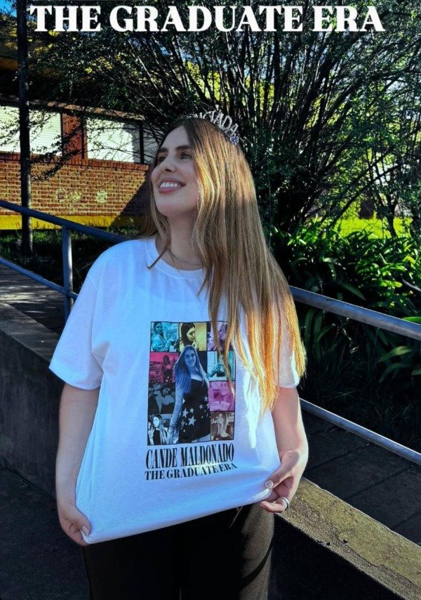 Producto - Remera Taylor Graduate Era