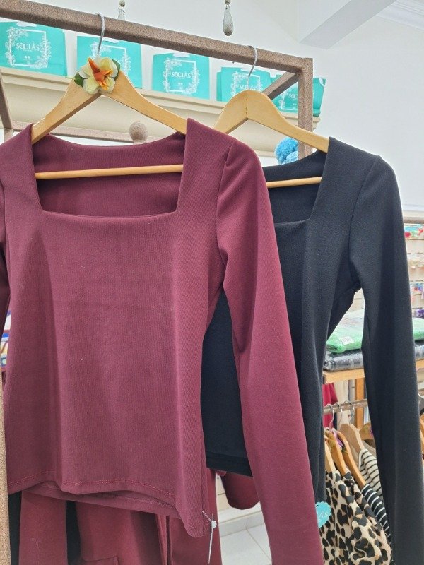 Producto - Camisetas  cuello princesa