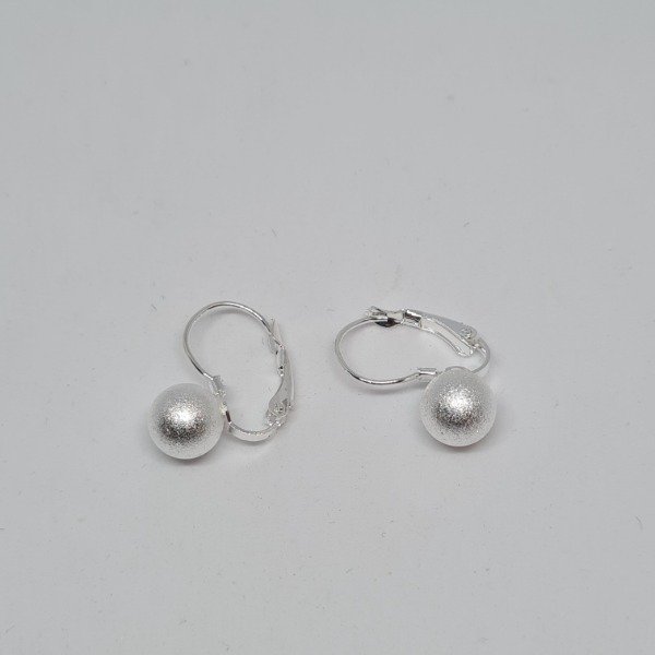 Producto - Aro plateado brisura bola arenado 8mm
