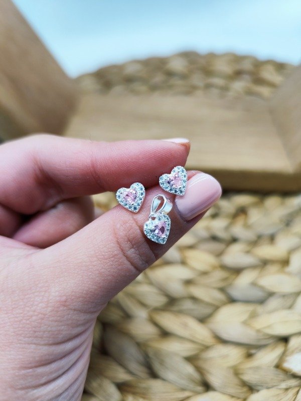 Producto - Conjunto Corazón Noble Rosa  - (Aros y dije)