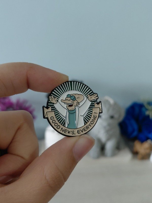 Producto - Pin metalizado - Futurama #2020