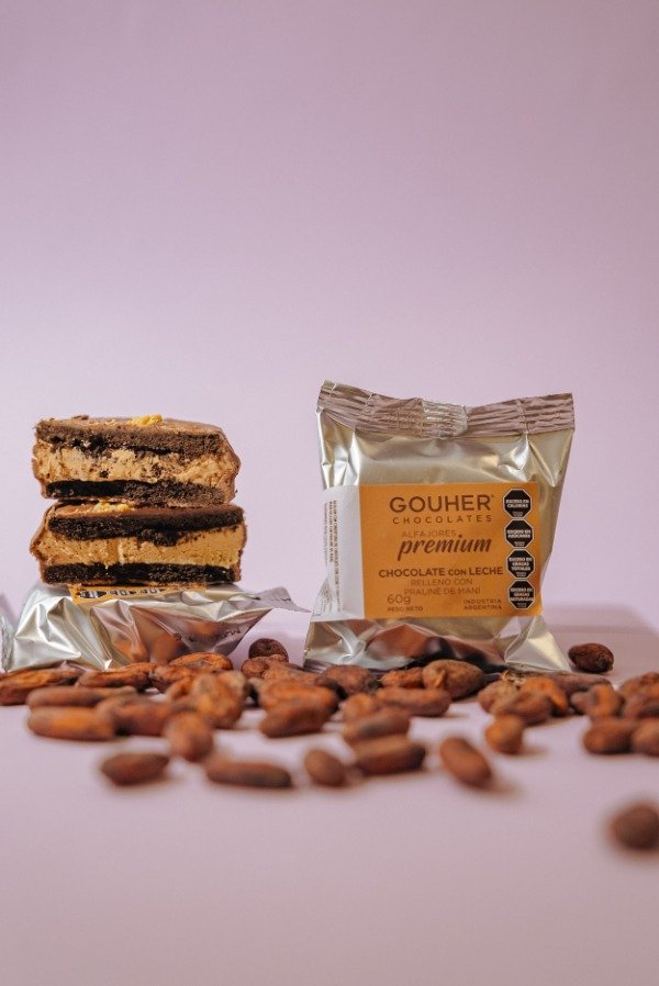 Producto - Alfajor con chocolate con leche relleno con praliné de maní