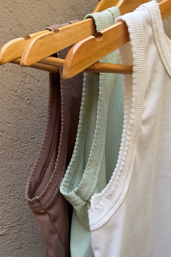 Producto - Musculosa Alesa