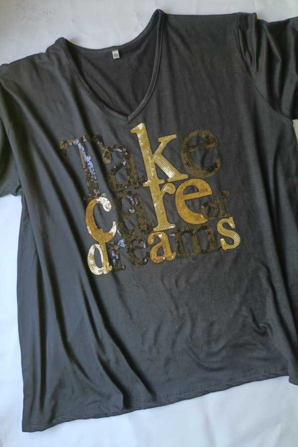 Producto - REMERA DREAMS