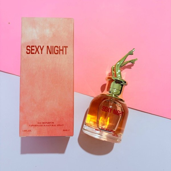 Producto - Perfume chico sexy night. Mujer