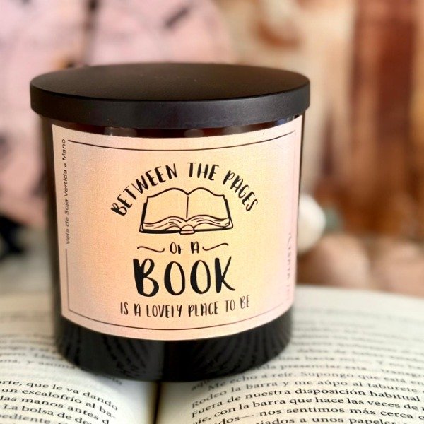Producto - Vela BOOK LOVER