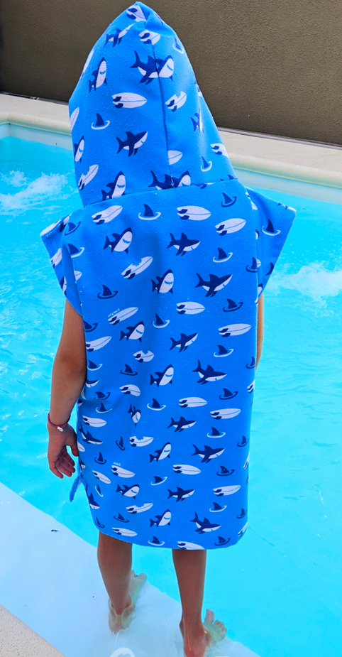 Producto - Poncho Toalla Sharky