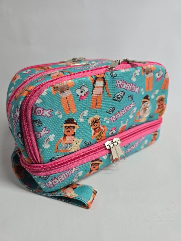 Producto - Cartuchera Roma Roblox Nena