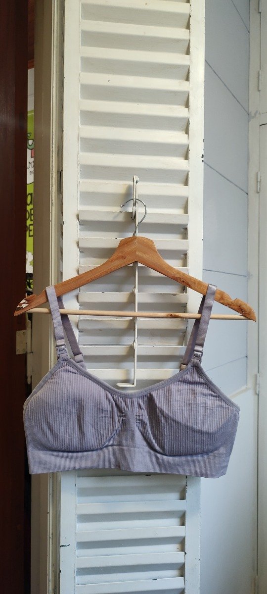 Producto - Top lila claro, bretel fino, talle XL