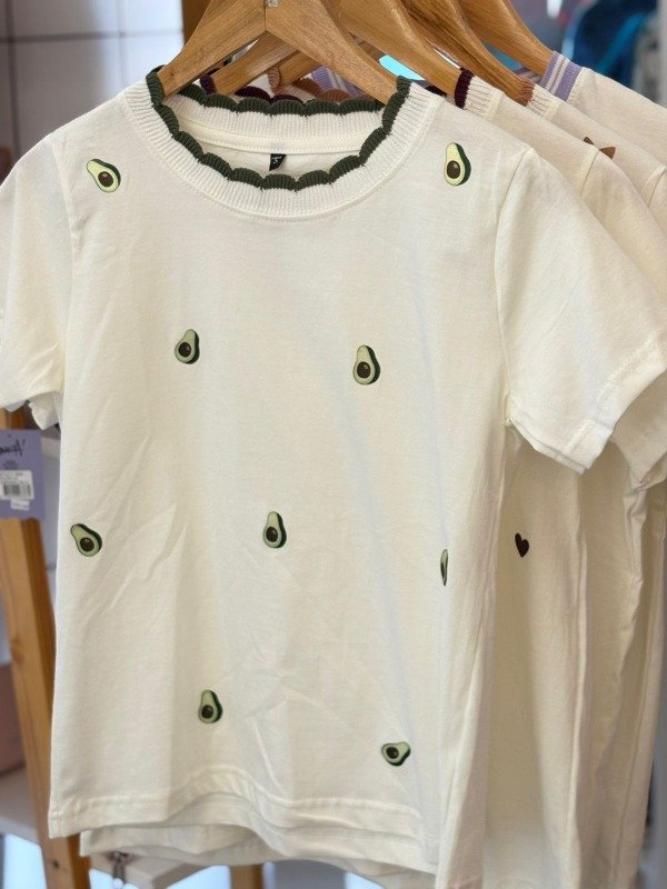 Producto - REMERAS MC BORDADAS