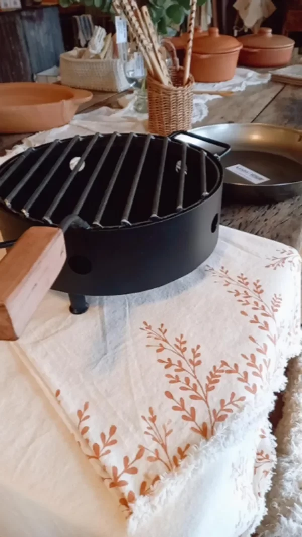 Producto - fogón de mesa con parrilla y fuente - 1