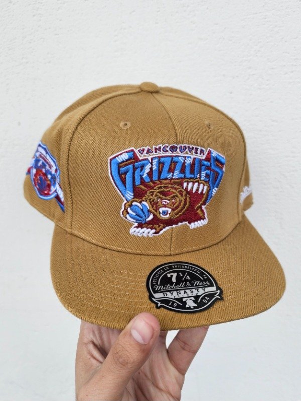 EN STOCK: Vancouver Grizzlies Inaugural Season Mitchell And Ness 7 1/4 (57-58cm)