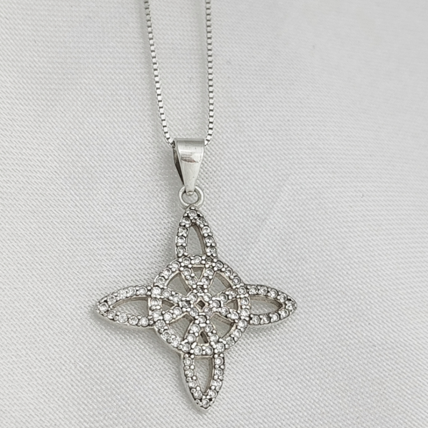 Producto - Dije Nudo de Bruja Plata 925 con Circones Engastados - 1