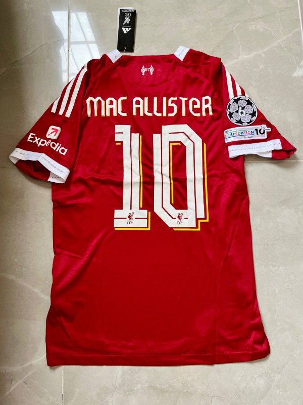 Producto - LWP local 25/26 Champions League 10 Mac Allister