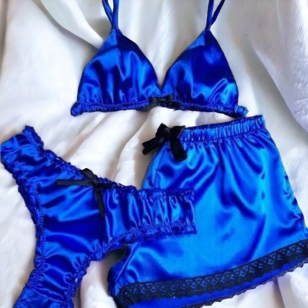 Producto - Pijama tres piezas azul eléctrico