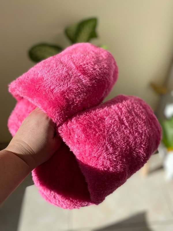 Producto - Pantuflon peluche rosa COD 3322