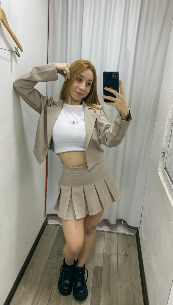 Producto - Conjunto sastrero color beige
