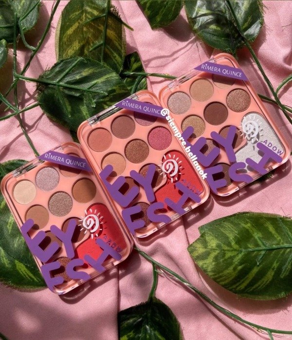 Producto - Paleta de Sombras - Rimera Quince