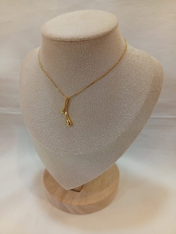 Producto - Conjunto diseño dorado