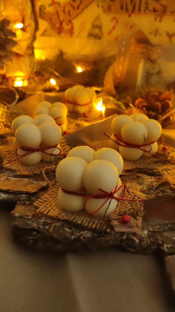 Producto - Caja con velas aromáticas