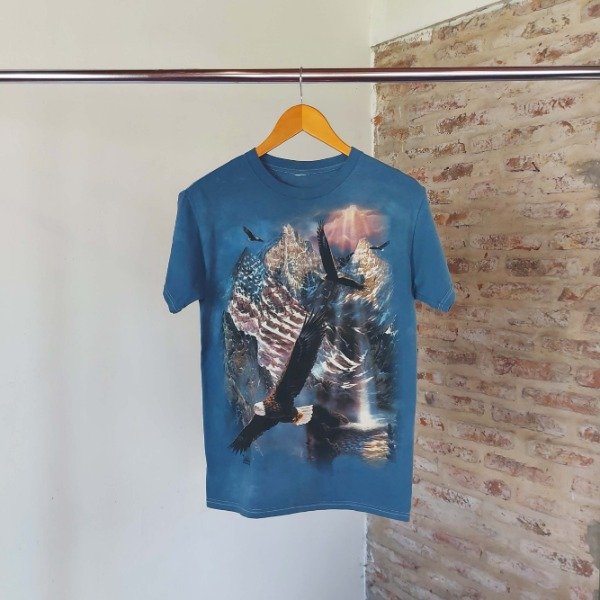 Producto - Remera The Mountain/ aguilas americanos