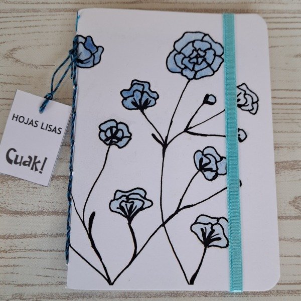 Producto - Libreta A6 Flores Azules hojas lisas