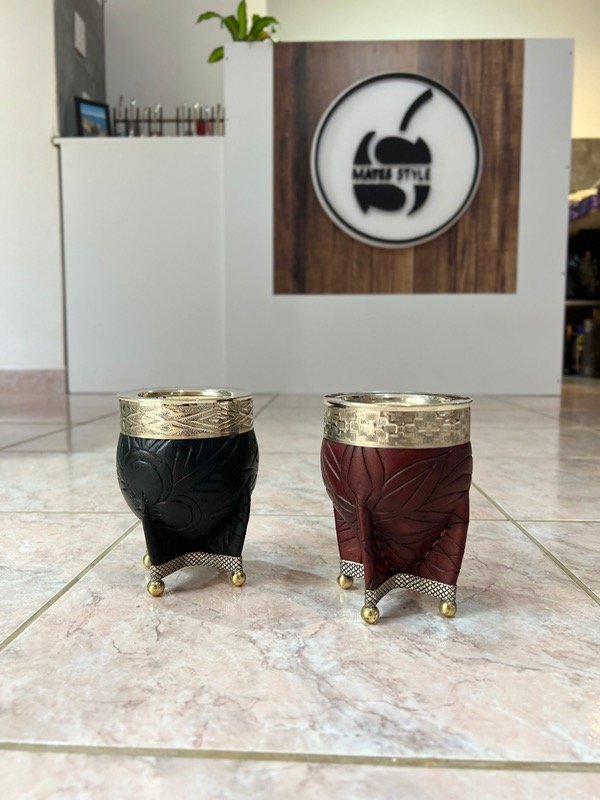 Producto - Imperial de Alpaca Con Base y Cuero Labrado Bolitas