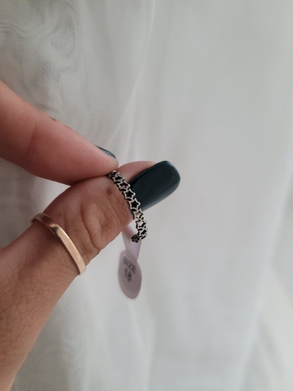 Producto - Anillo cintillo fino estrellitas AQ