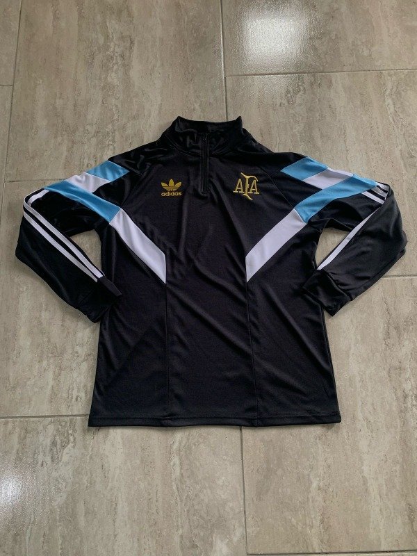 Producto - Buzo Argentina homenaje 50años
