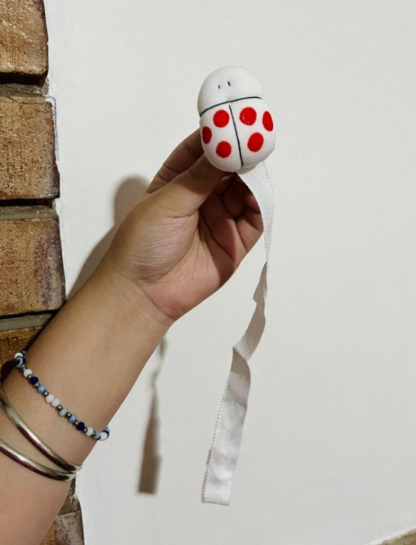 Producto - Porta chupete de tela -