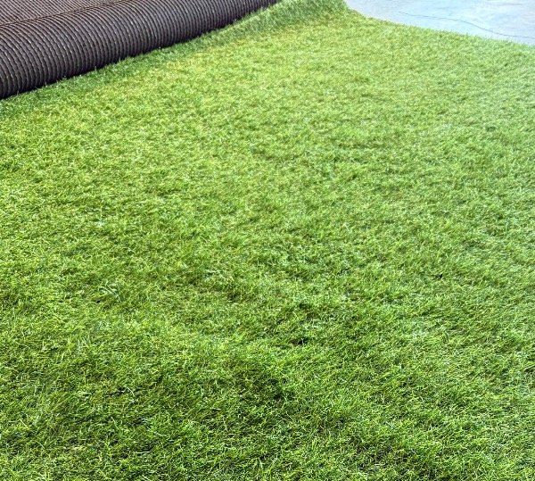 Producto - CESPED 30 MM EXTERIOR - CON PROTECCION UV - 2 mts de ancho