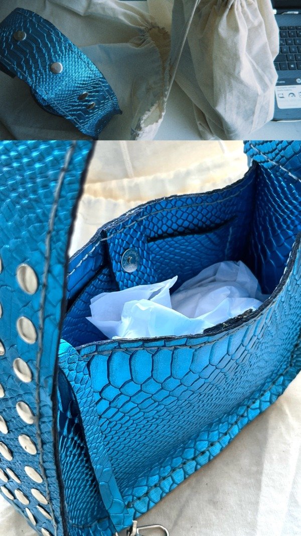 Producto - MINI BAG CARAMEL CUARZO AZUL CON APLIQUES (PRE ORDER)