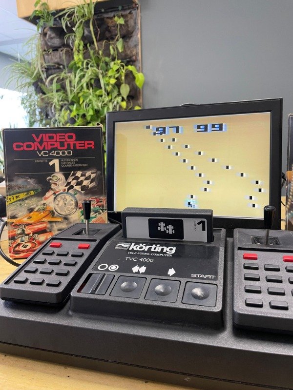 Producto - Consola Video Computer 4000 + Caja + Cables + 1 Juego
