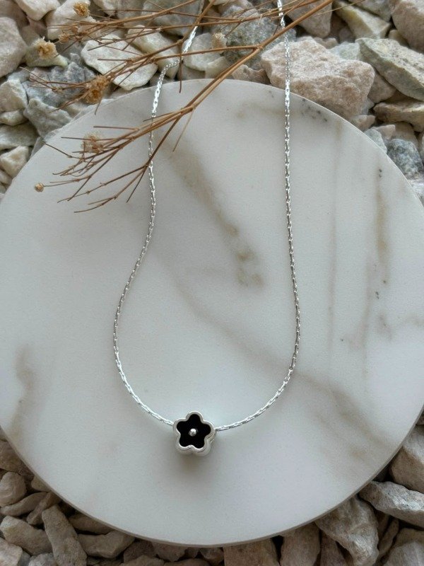 Producto - Collar Black Flower - 0