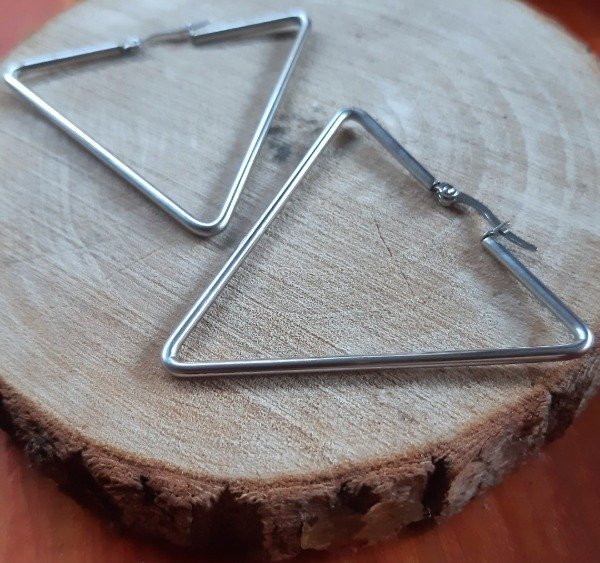 Producto - Argolla triangulo