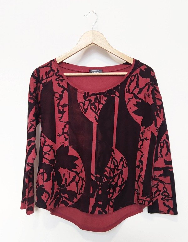 Producto - Buzo Olivia -sandía estampa en negro-