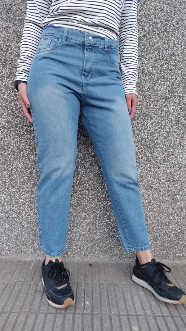 Producto - Jean Mom rígido