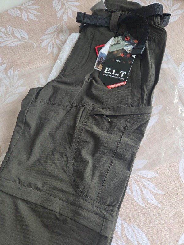 Producto - Pantalón desmotable unisex talle XS (28)