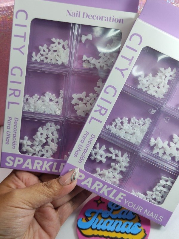 Producto - Box apliques blancos Moños- Mariposas City Girl