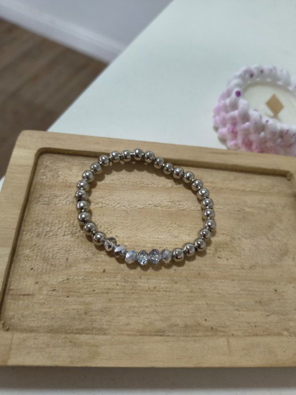 Producto - Pulsera bolitas plateadas