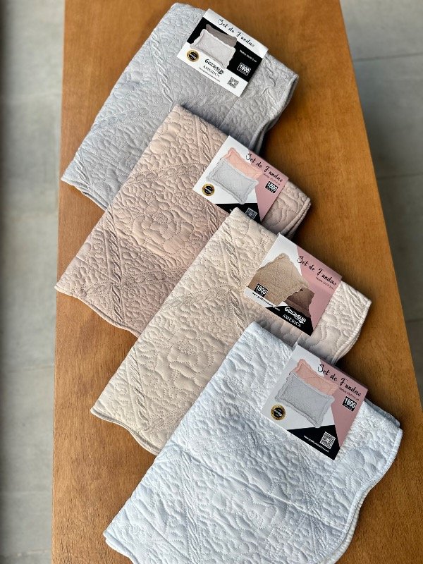 Producto - Fundas bordadas por par