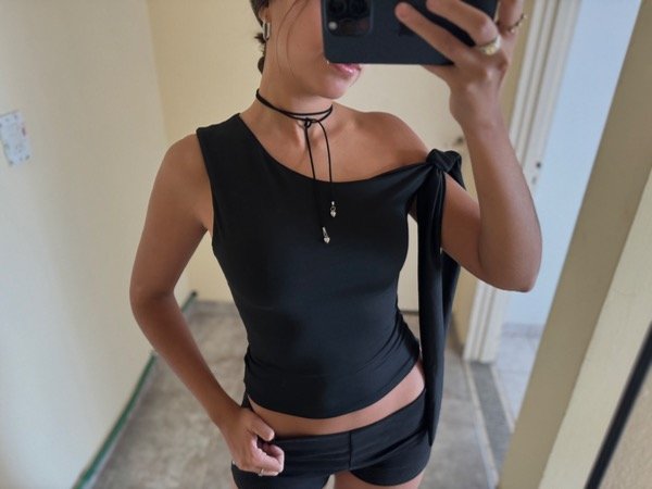 Producto - Top un hombro microfibra (negro)