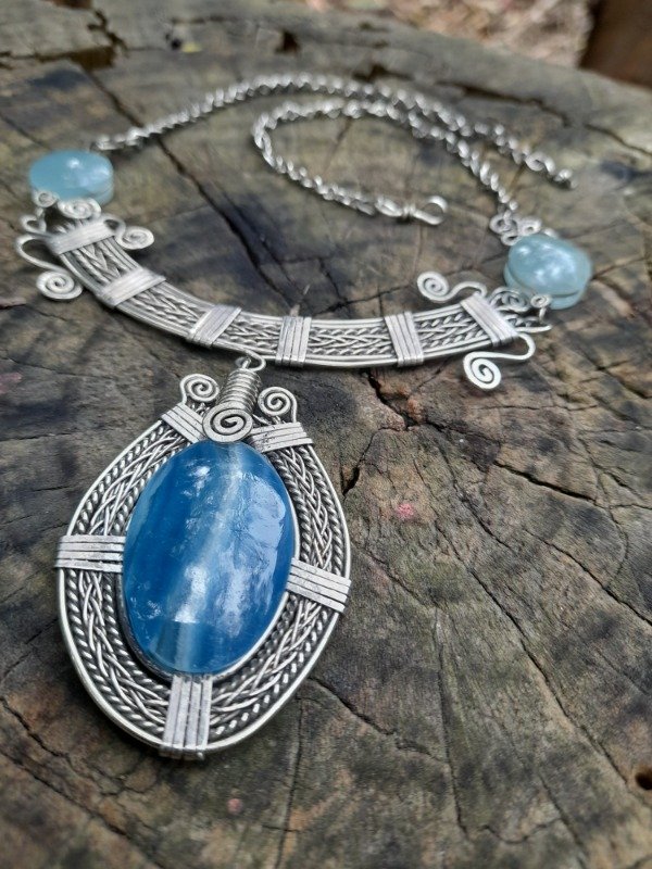 Producto - Collar esencia azul