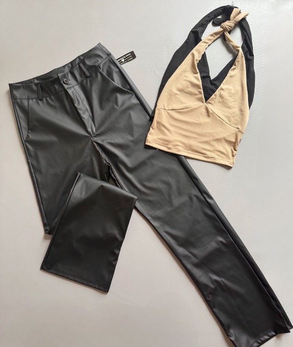 Producto - Pantalón wide leg -engomado