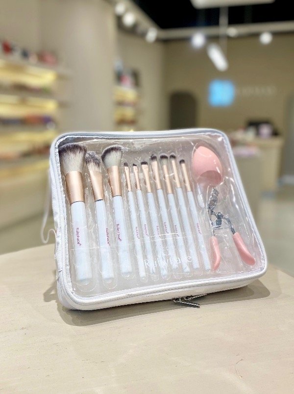 Producto - Set 13 piezas Ruby Face