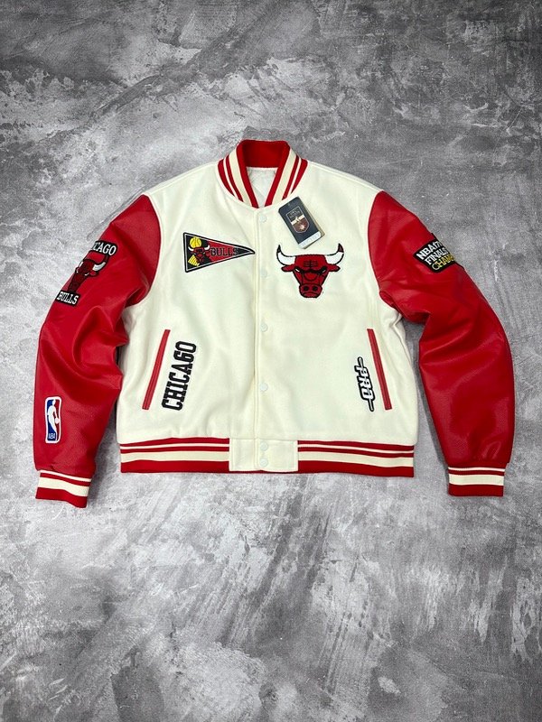 Producto - Chaqueta Chicago Bulls Blanca