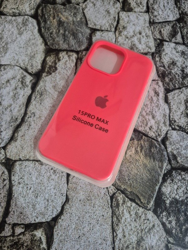 Producto - Funda silicone case con logo Iphone 15 Pro Max coral