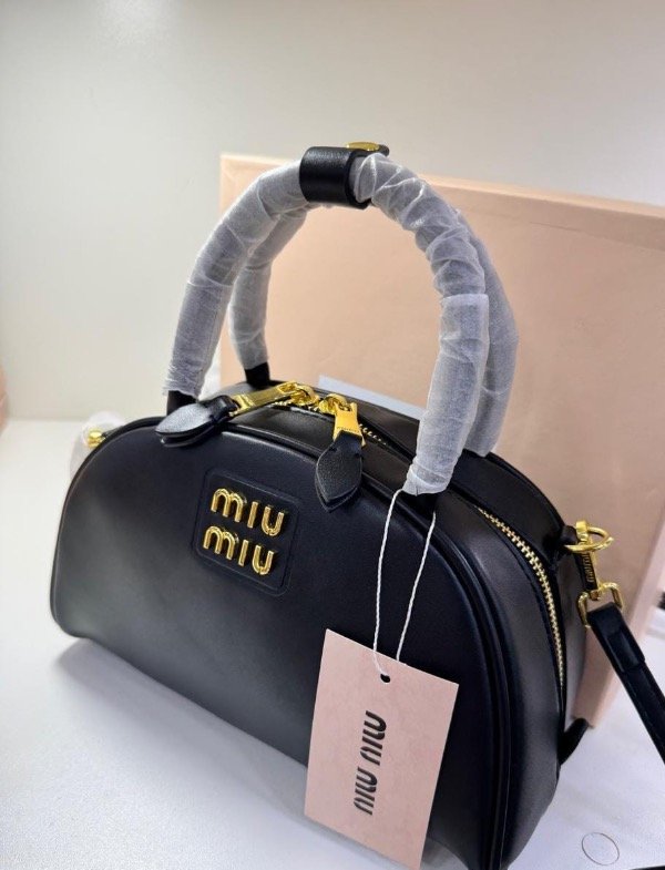 Producto - Cartera Miu miu baul doctor negro